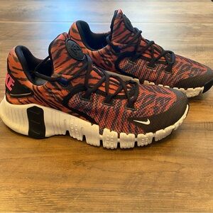Nike Free • Metcon 4 Tiger • Size 9.5 • EUC